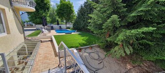 Studio with pool, air conditioning and internet