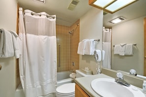 Shower, towels