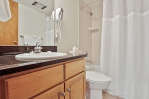 Shower, towels