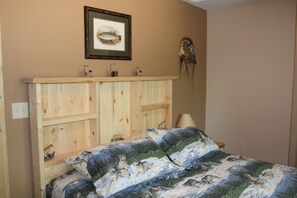 4 bedrooms, free WiFi, bed sheets