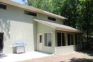 Exterior - Otter Tail Lake Life (channel access) - 4 Bed/2 Bath - Newly Constructed in 2022 (Ottertail)