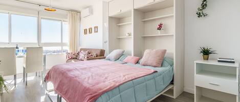 1 bedroom, iron/ironing board, free WiFi, bed sheets