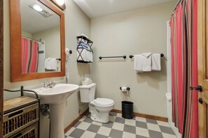 Shower, towels