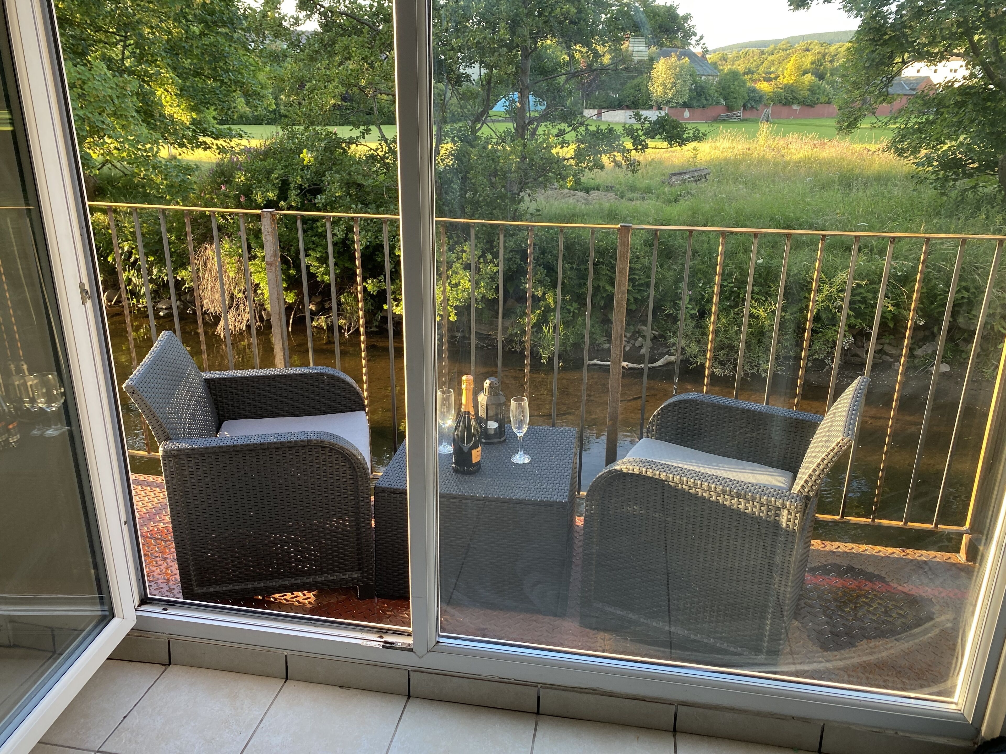 Cottage | Balcony