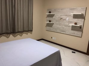 4 quartos, Wi-Fi de cortesia, acesso para cadeiras de rodas