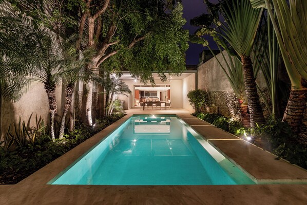 Alberca al aire libre 