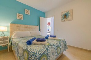 2 makuuhuonetta, silitysrauta/-lauta, ilmainen Wi-Fi, vuodevaatteet