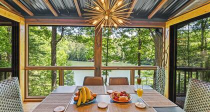 Lakefront Cabin w/hot tub, views, renovated