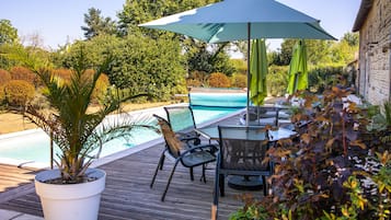 Piscine extérieure, piscine chauffée