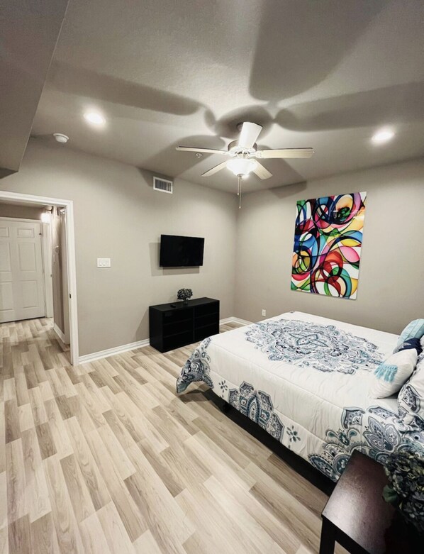 2 bedrooms