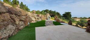 Property grounds - Sardinia Castelsardo - Lu Bagnu: brand new apartment a few steps from the sea (Lu Bagnu)