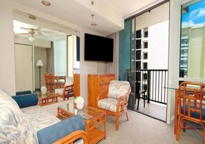 Standard Studio Suite without Helicopter Tour | Living area | 32-inch flat-screen TV with cable channels, TV - Private Waikiki Condos (Honolulu)