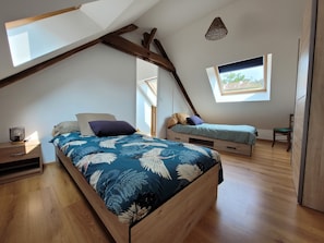 4 Schlafzimmer, Bügeleisen/Bügelbrett, Reisekinderbett, kostenloses WLAN