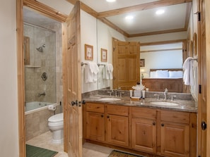 Apartment (ColdStream Townhome 19) | Bathroom - Coldstream Townhome 19 (Vail)