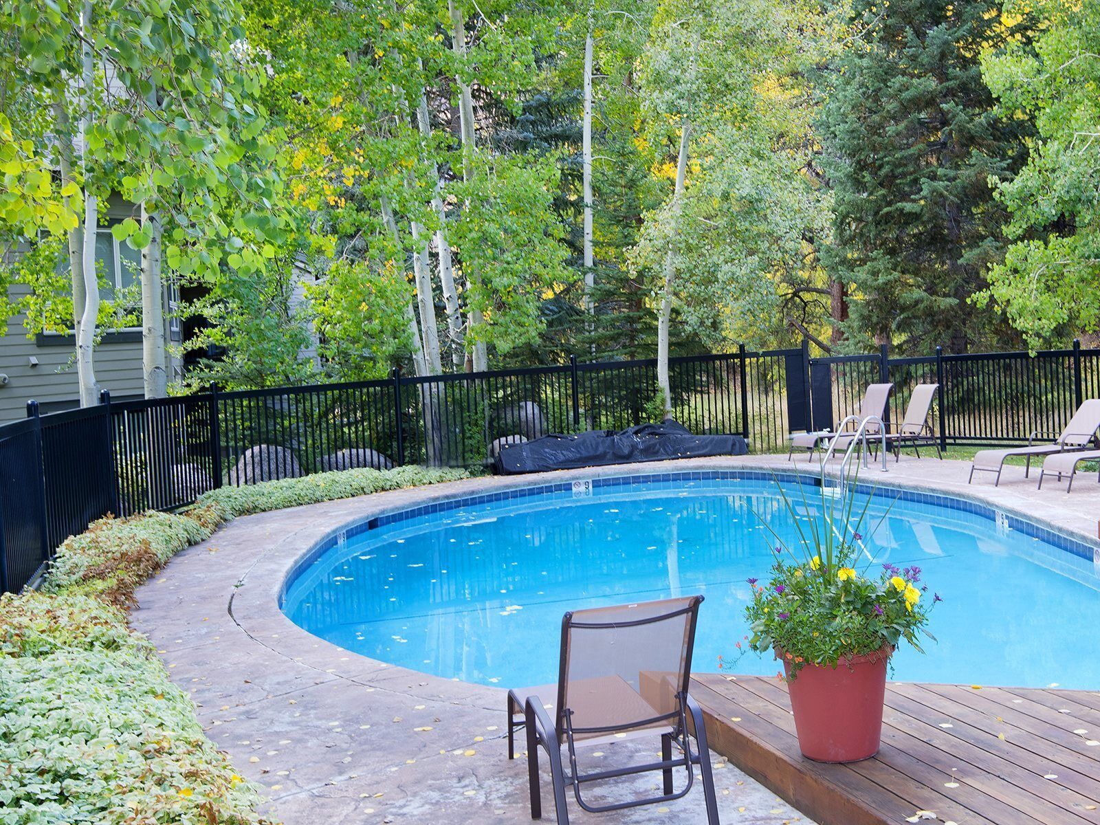 Apartment (ColdStream Townhome 19) | Exterior