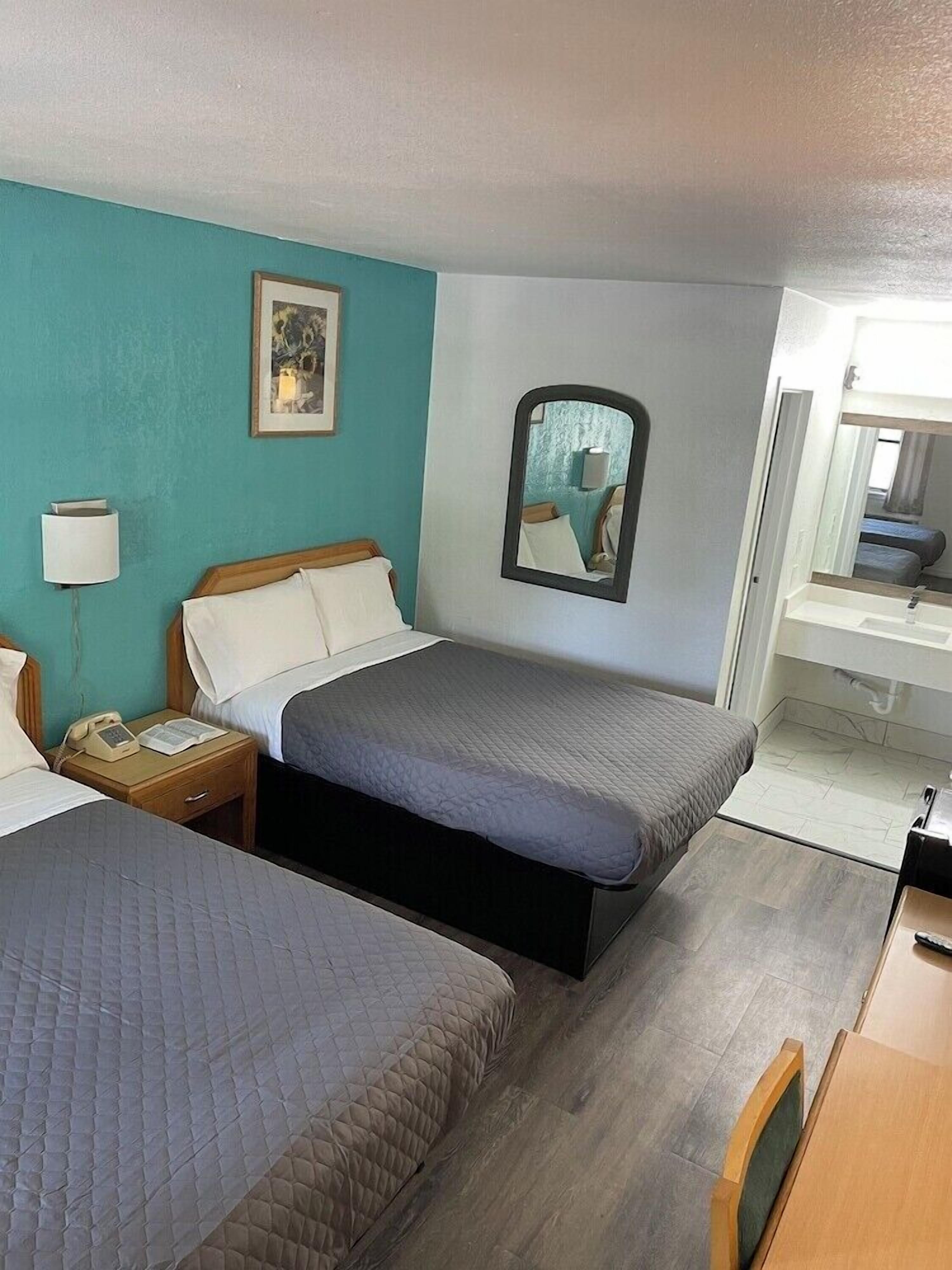 Desk, free WiFi, bed sheets