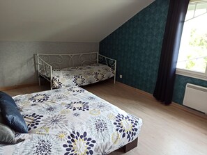 3 bedrooms, WiFi