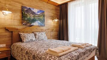 3 habitaciones, decoración personalizada y muebles diferentes