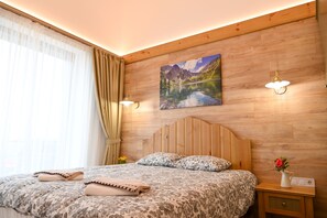 Superior Chalet, 3 Bedrooms, Sauna, Mountain View | 3 bedrooms, individually decorated, individually furnished