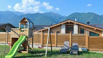 Children's play area - outdoor