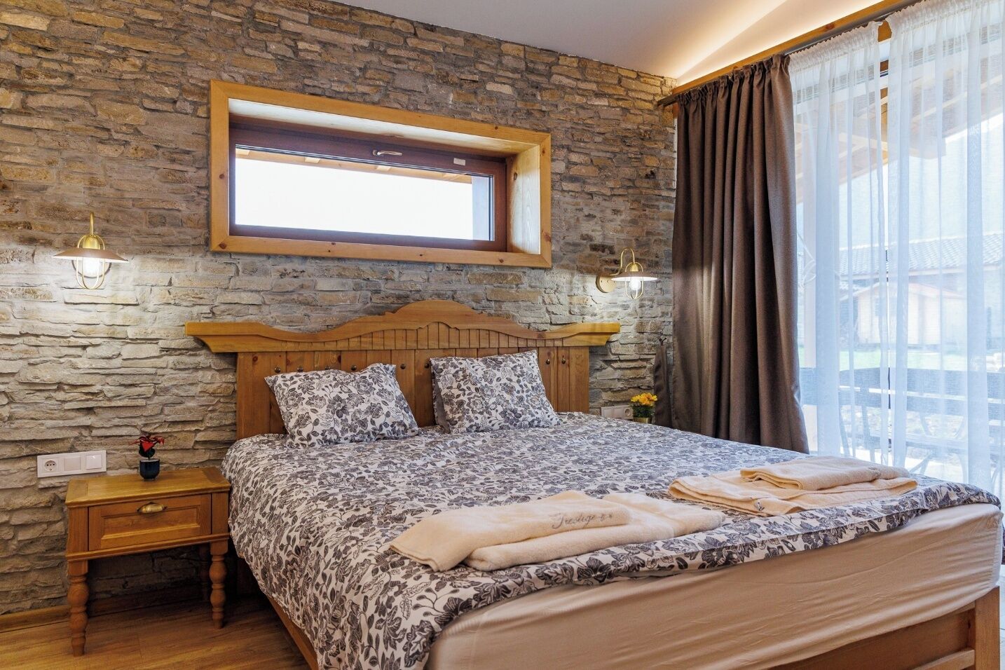 Superior Chalet, 3 Bedrooms, Sauna, Mountain View | 3 bedrooms, individually decorated, individually furnished