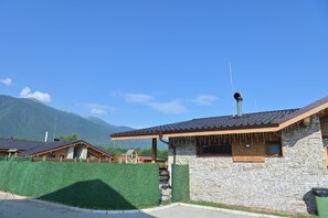 Front of property - Villa Raphael near Pirin Golf Resort (Razlog)