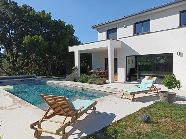 Piscine extérieure