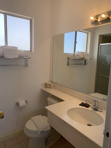 Almara Inn