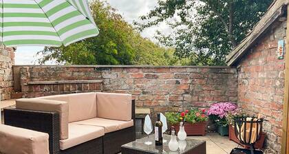 2 bedroom accommodation in Louth