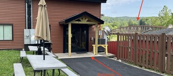 Ohiopyle Trailside Hotel Room 1 Queen Beds Sleeps 2 /Minutes to Fallingwater