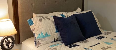 1 bedroom, WiFi, bed sheets