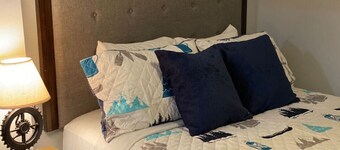 Trailside Hotel Minutes to Fallingwater Queen 101