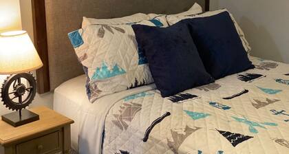 Trailside Hotel Minutes to Fallingwater Queen 101