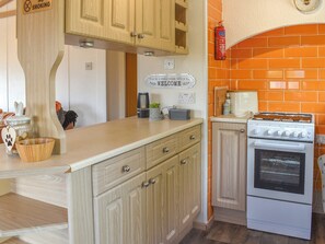 Private kitchen - Y Nyth Yn Bwthyn Coed Gellyg (Dinas Dinlle, near Caernarfon)
