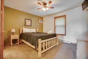 6 bedrooms, WiFi, bed sheets