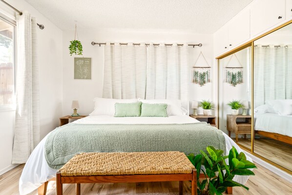 2 chambres, coffres-forts dans les chambres, bureau, Wi-Fi