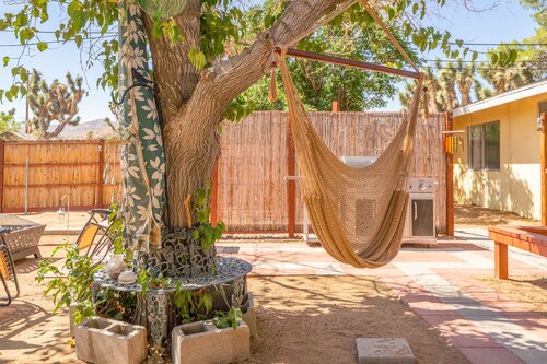 King Beds*Central AC*BBQ Grill*Fire-pit*Hammock