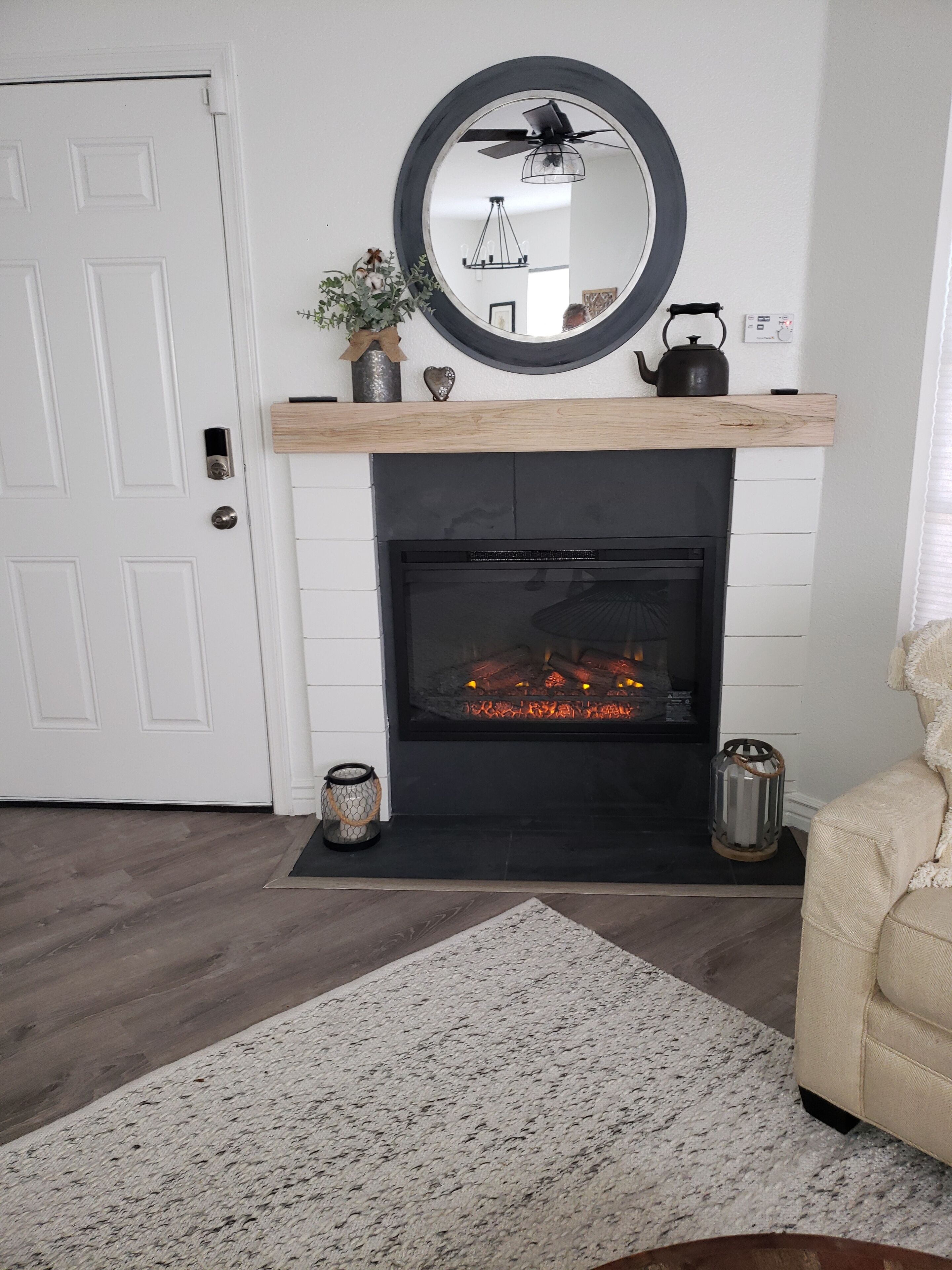 Cozy condo, pet friendly, kid friendly, easy access to Stadium, Shops, Hospital