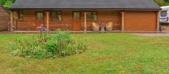 The Stables at Early Autumn