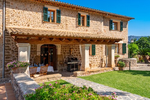 Sa Finqueta Luxury Elegant Mansion with breathtaking views in Sóller