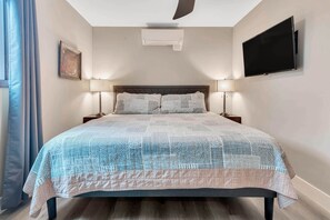 2 bedrooms, iron/ironing board, free WiFi, bed sheets