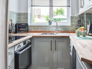 Geschirrspüler, Gefrierschrank