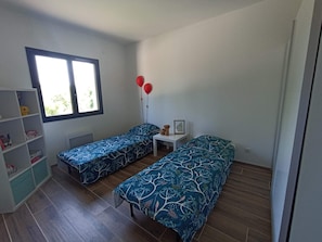 4 chambres, bureau, lit parapluie, Wi-Fi
