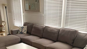 Smart TV - Cute cottage 300ft to beach, off st parking (Seaside Heights)
