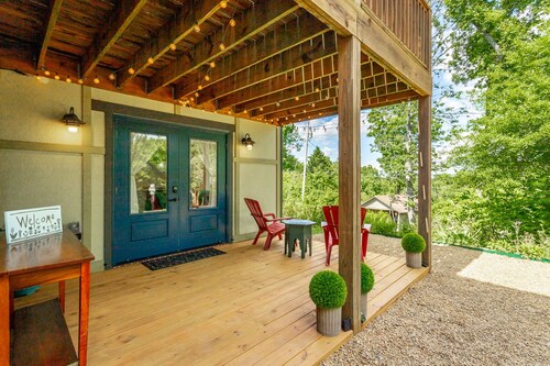 The Downhill Retreat - a PMI Scenic City Vacation Rental