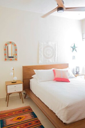 2 makuuhuonetta, silitysrauta/-lauta, Wi-Fi, vuodevaatteet