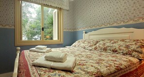 1 soverom, strykejern/-brett, wi-fi og sengetøy