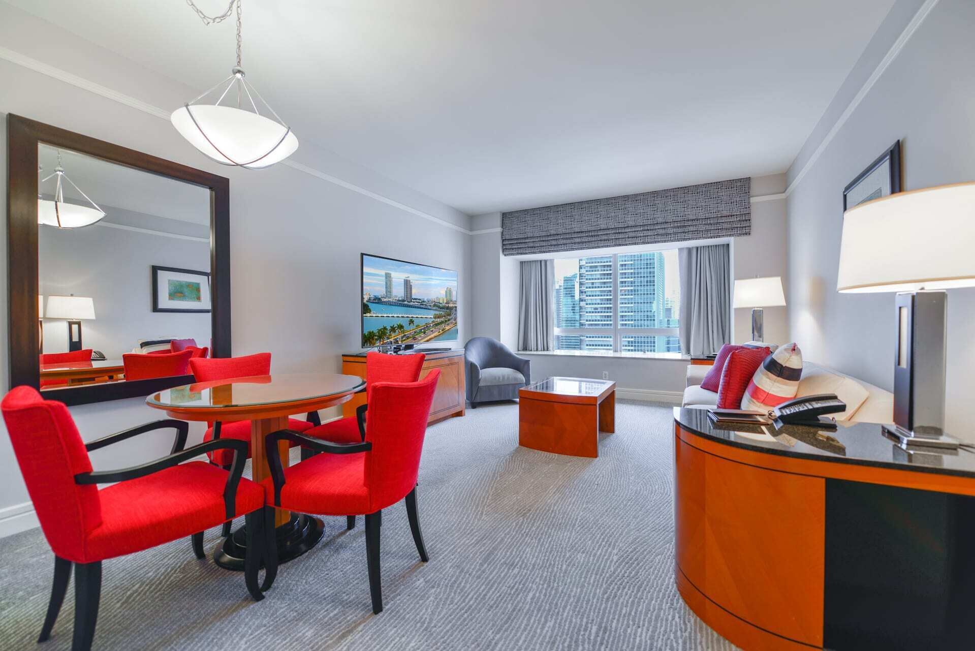 Luxury Condo at Four Seasons Resort Great View