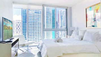 2 bedrooms, iron/ironing board, internet, bed sheets