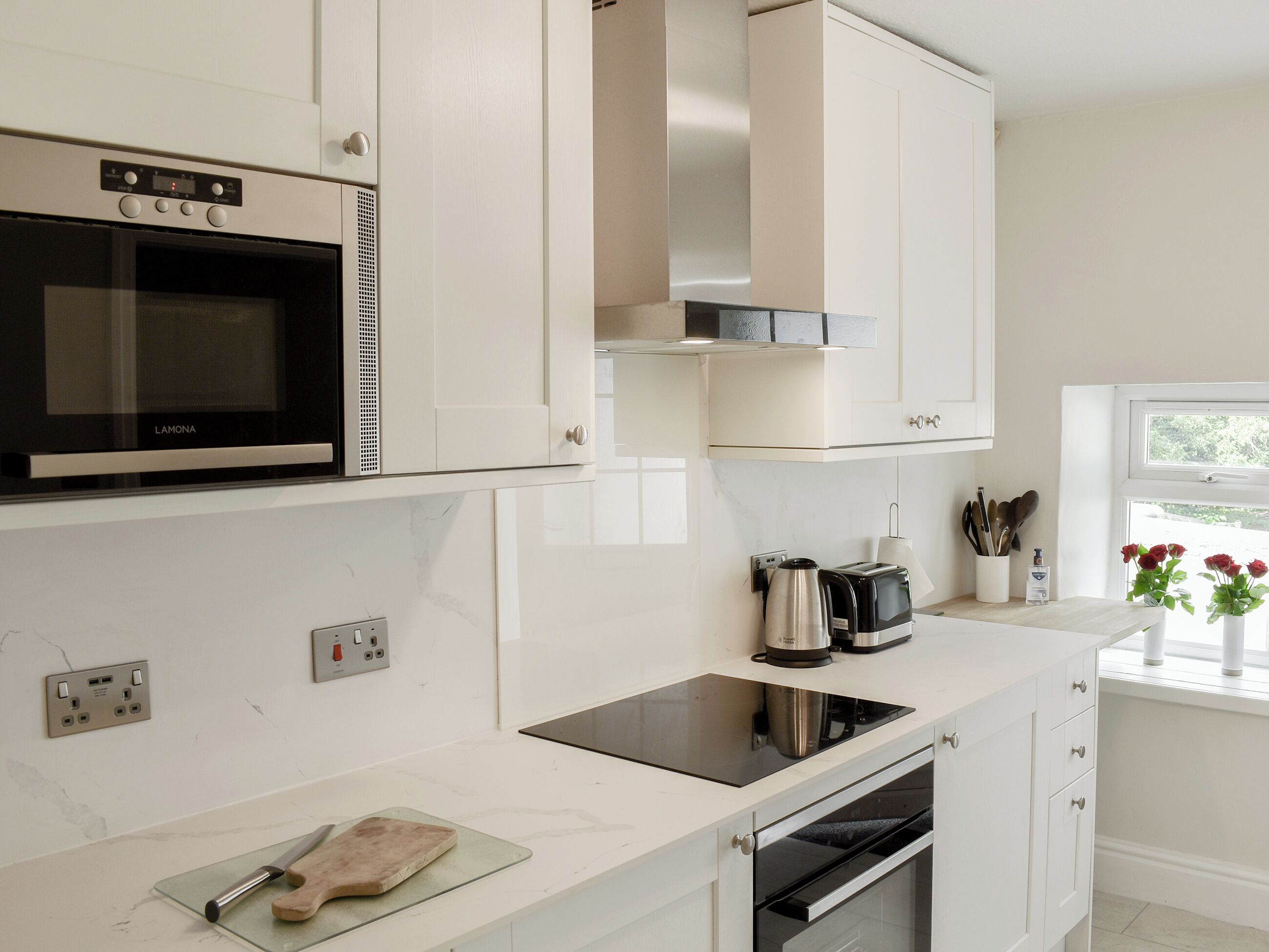 Dishwasher, freezer